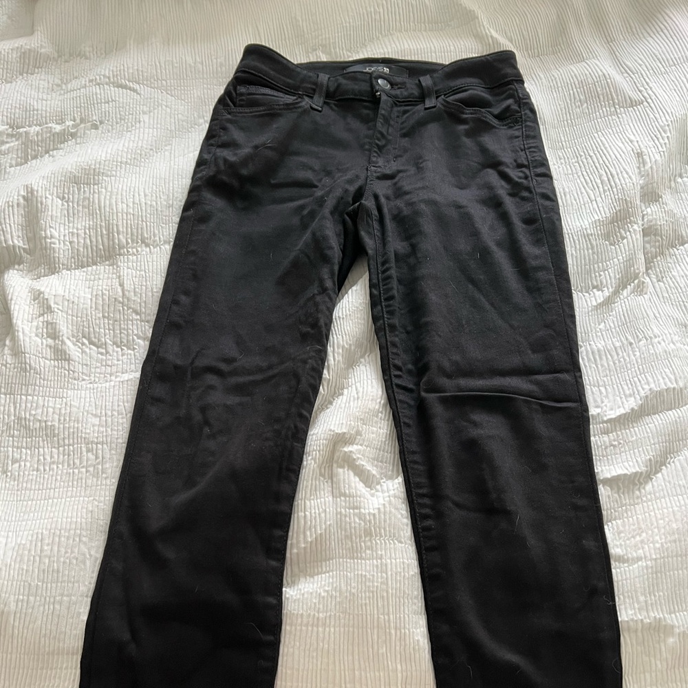 Joe’s black skinny leg jeans. Size 24
